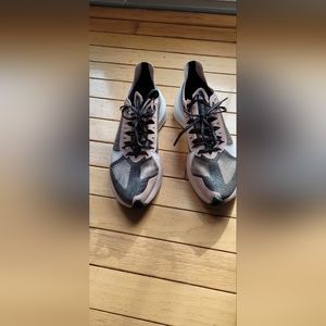 Nike zoom running shoes